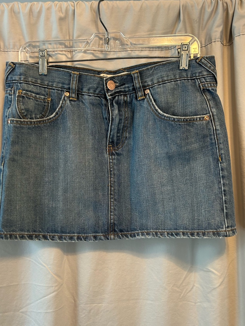 Old Navy Denim Mini Skirt in Light Blue - Picture 1 of 3